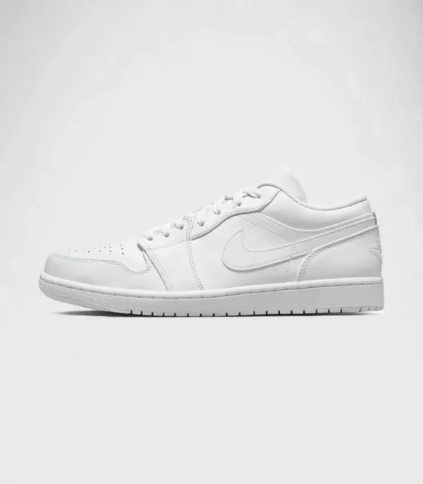 'Triple White 2022'