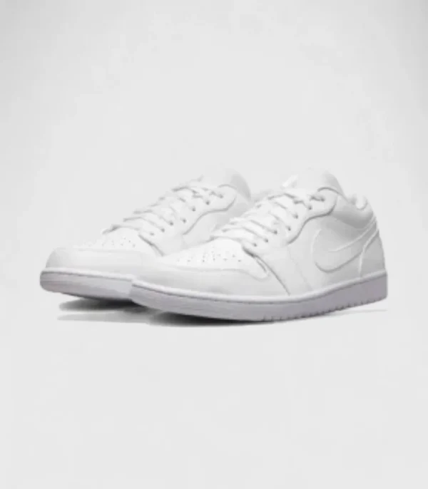 'Triple White 2022'