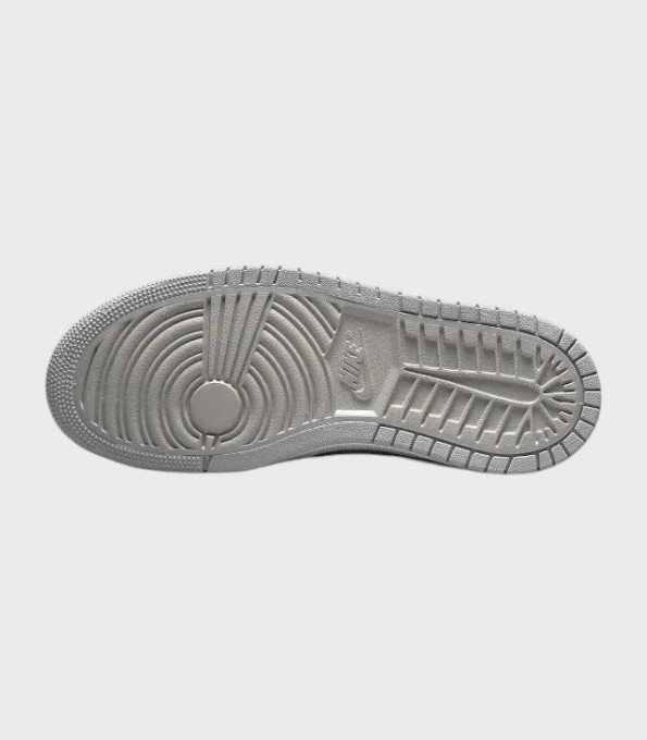 'Zoom CMFT Metallic Silver'