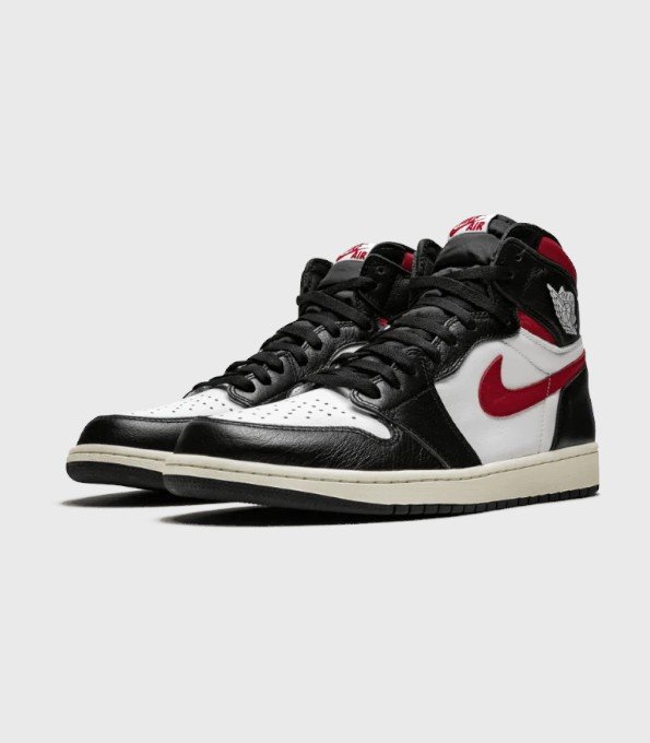'Black Gym Red'
