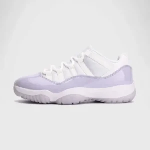 'Low Pure Violet'
