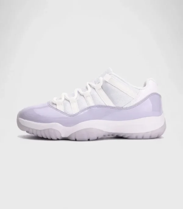 'Low Pure Violet'