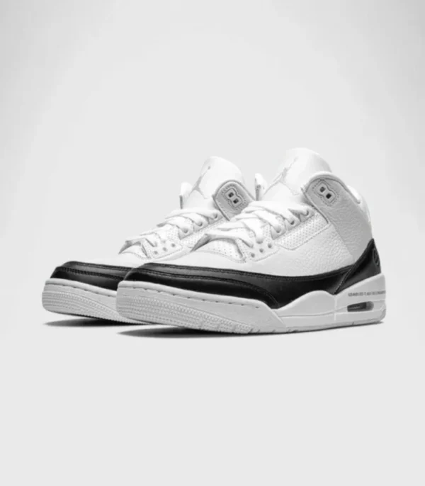 'Fragment White Black'