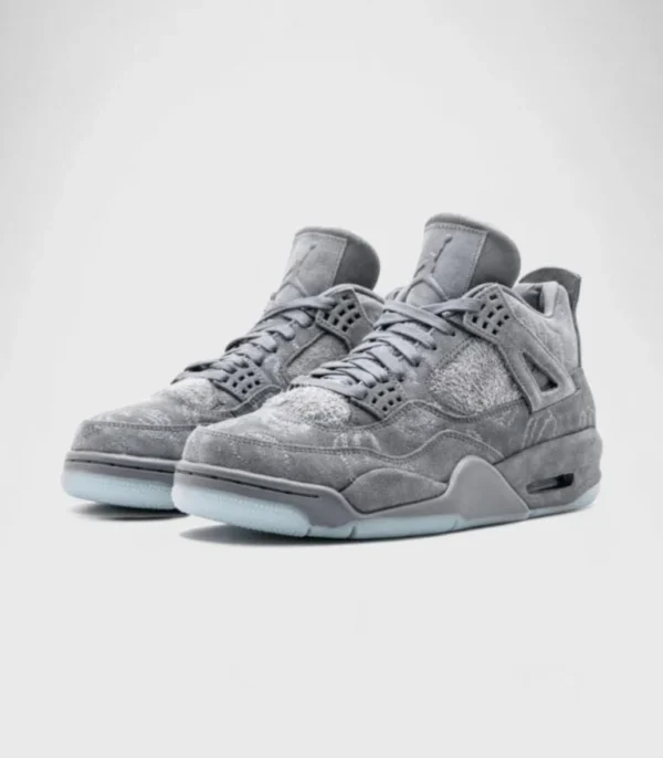 'Retro Kaws Grey'
