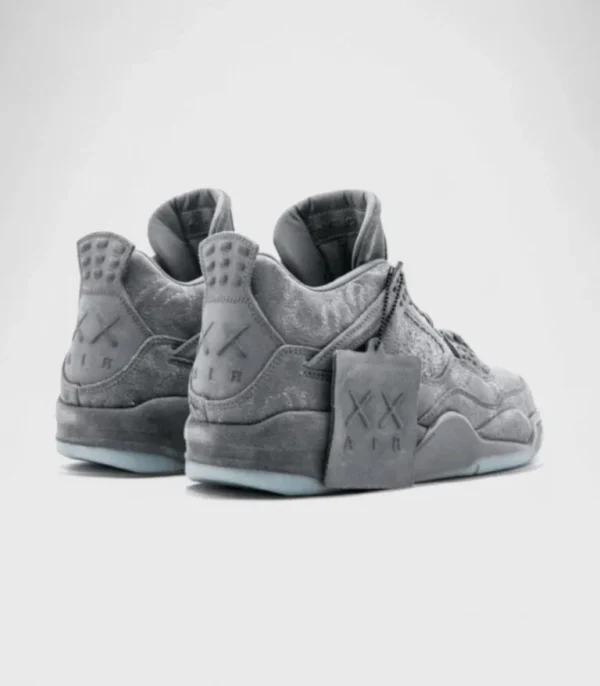 'Retro Kaws Grey'