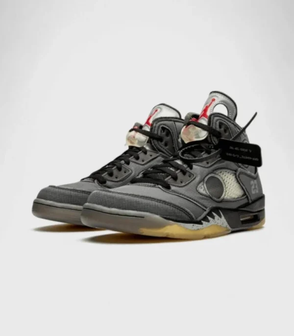 'Retro Off Black'