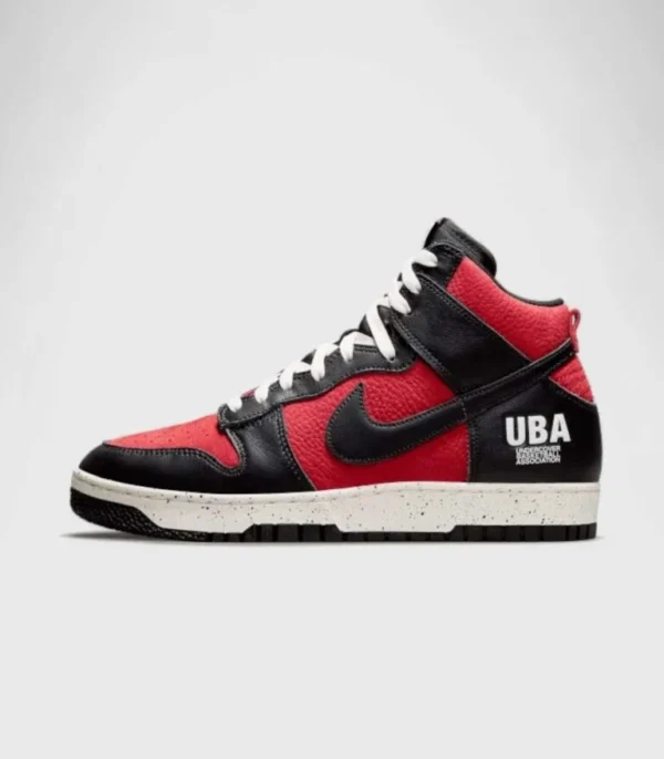 '1985 Undercover Gym Red'