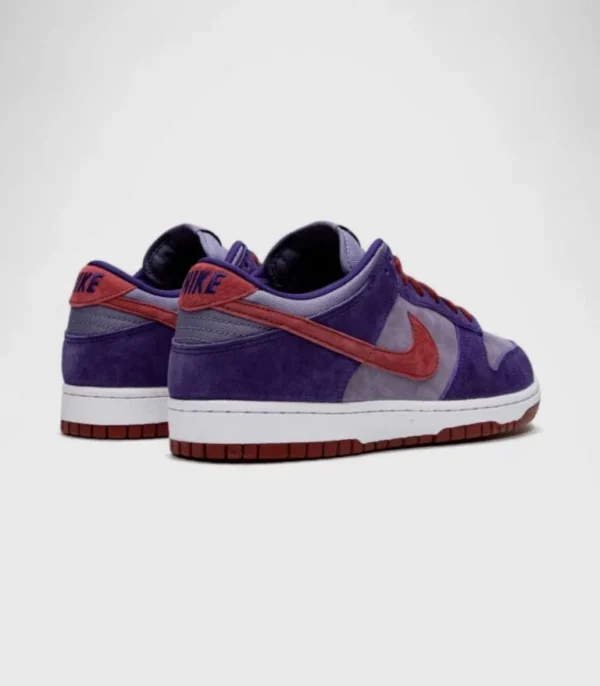 'Plum'