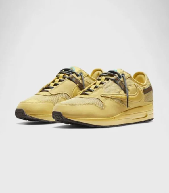 'Travis Scott Cactus Jack Saturn Gold'