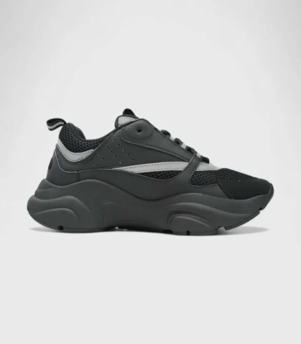 'B22 Black Reflective'