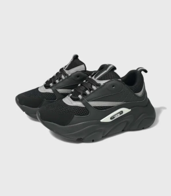 'B22 Black Reflective'