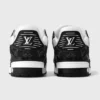 'Trainer Monogram Black White'