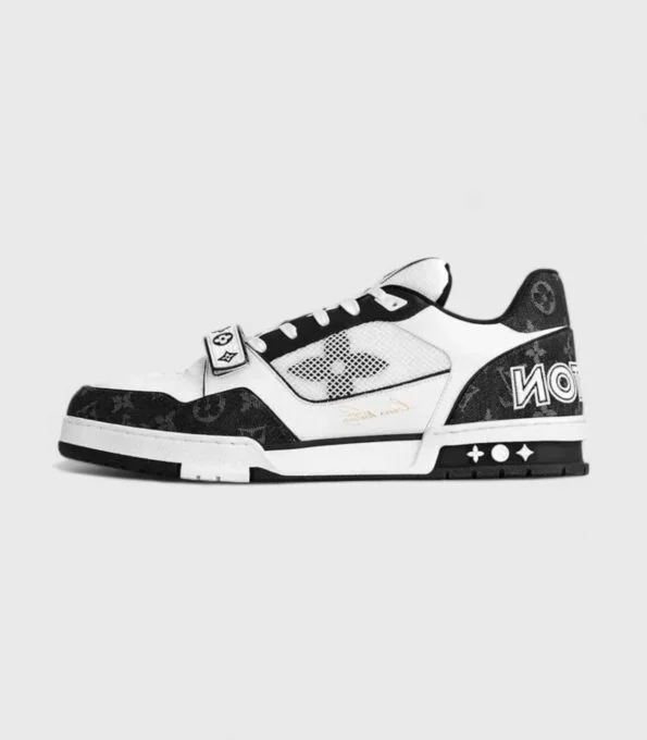 'Trainer Monogram Black'