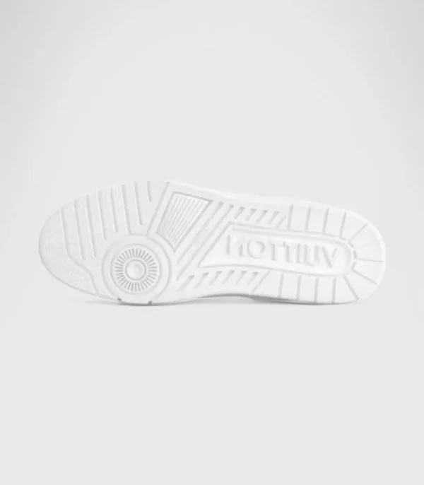 'Trainer Monogram White'