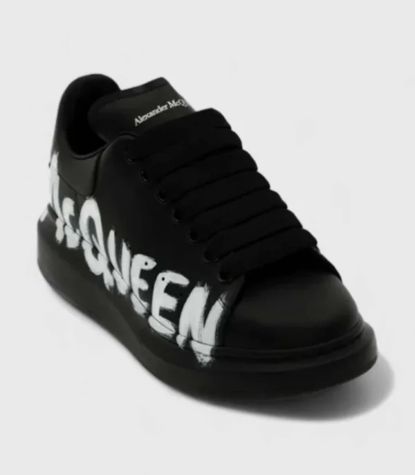 'Oversized Graffiti Black'