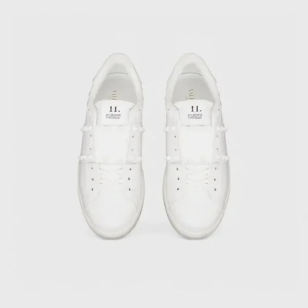 'Rockstud Total White'