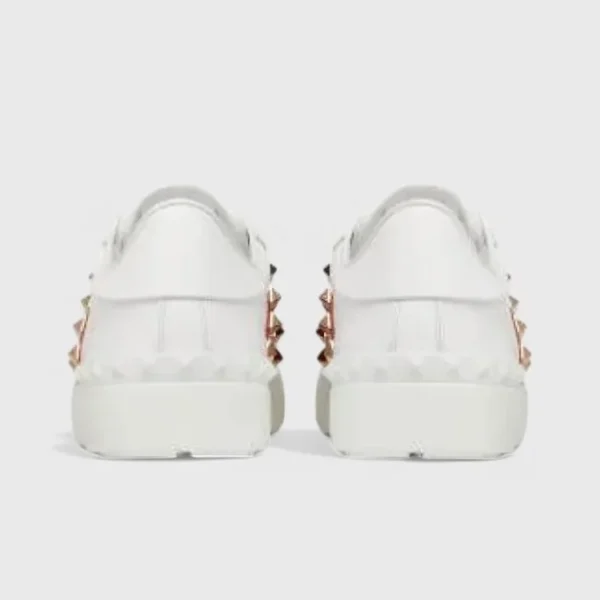 'Rockstud Red'